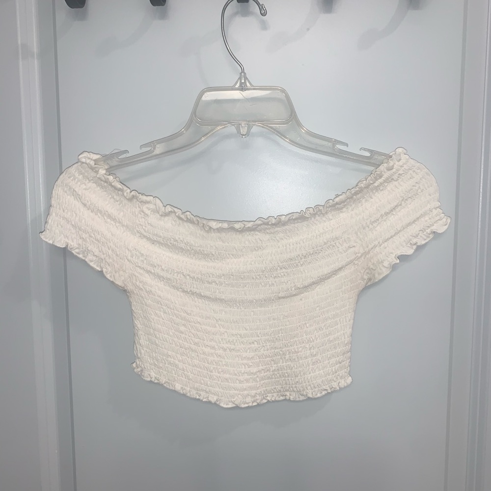 White scrunch crop top
